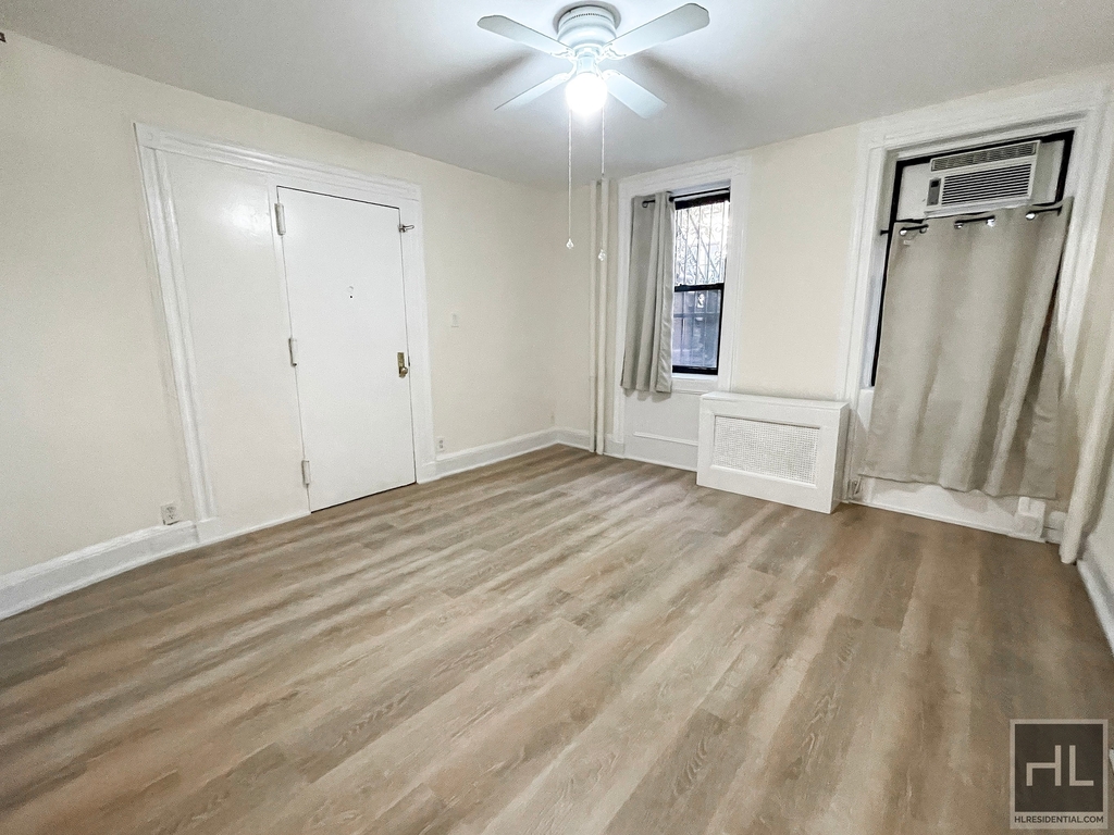 180 East 111 Street - Photo 6