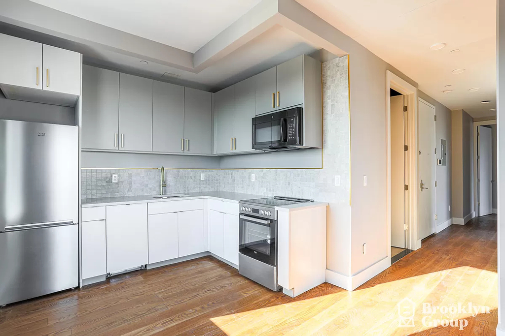 853 Lexington Avenue - Photo 1