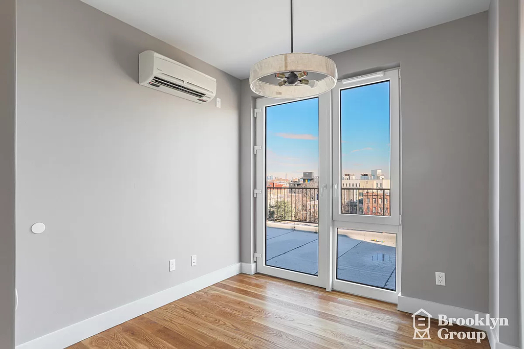 853 Lexington Avenue - Photo 7