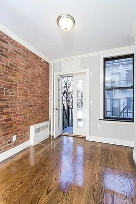 439 West 50th Street - Photo 1