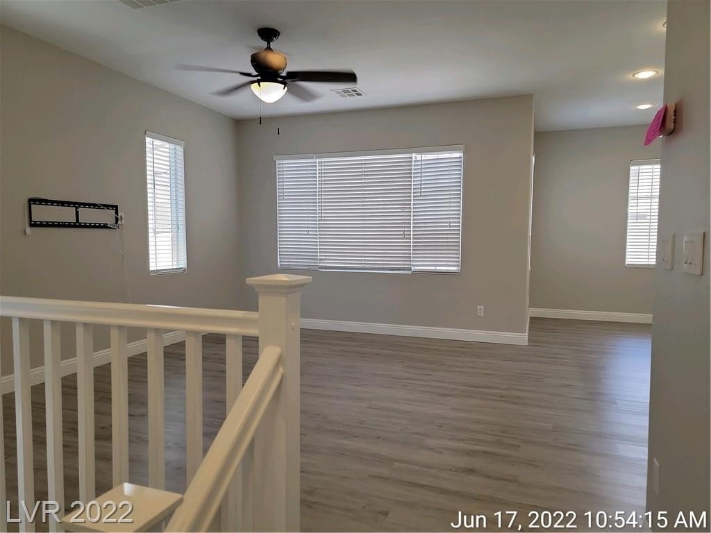 9829 Lime Tree Street - Photo 3