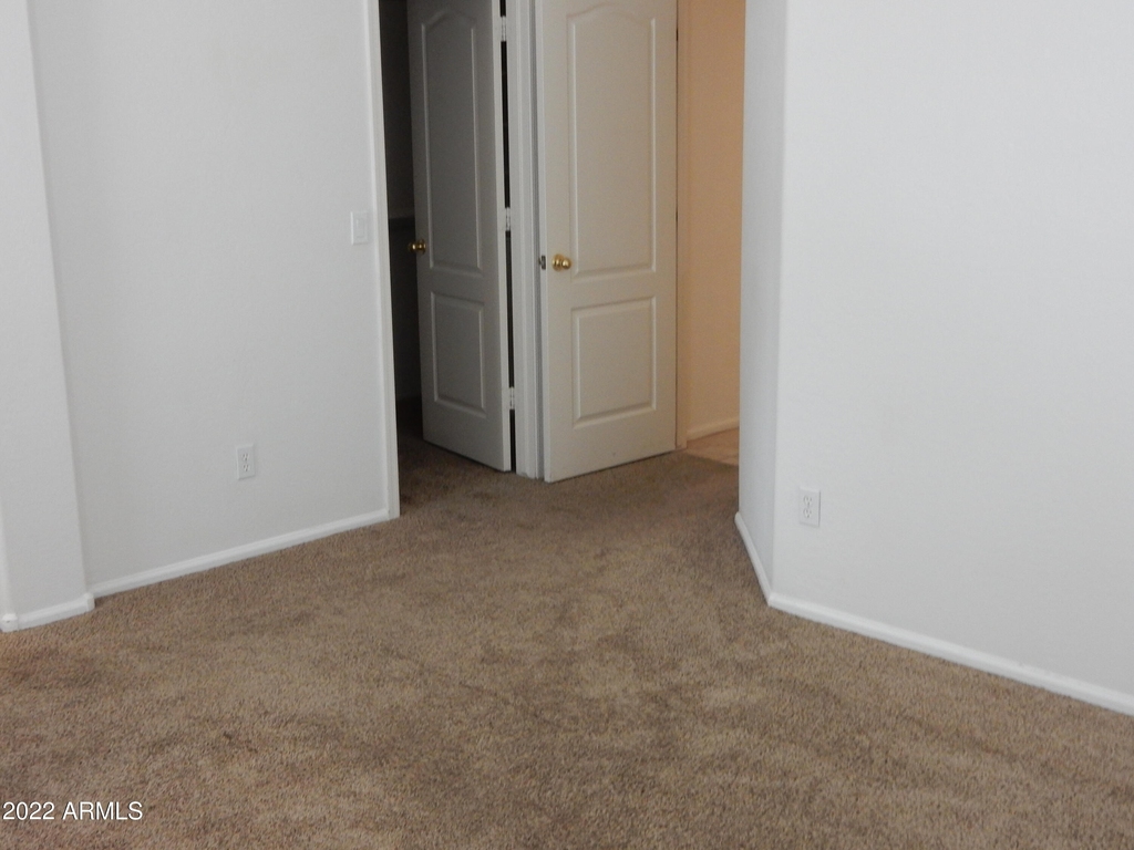 40754 W Sanders Way - Photo 7