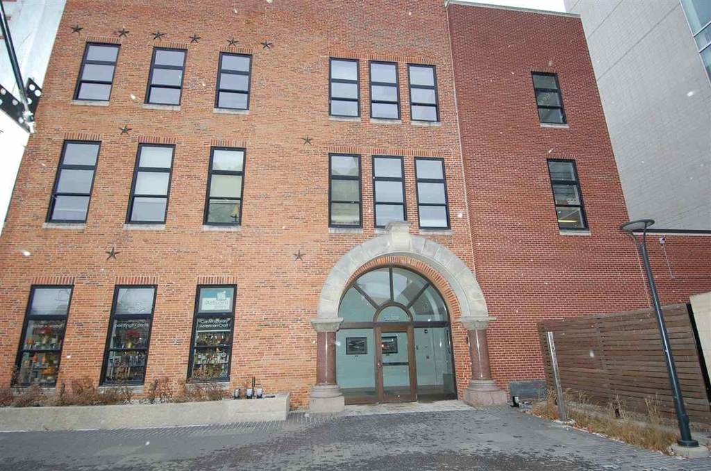 209 E Washington St - Photo 1