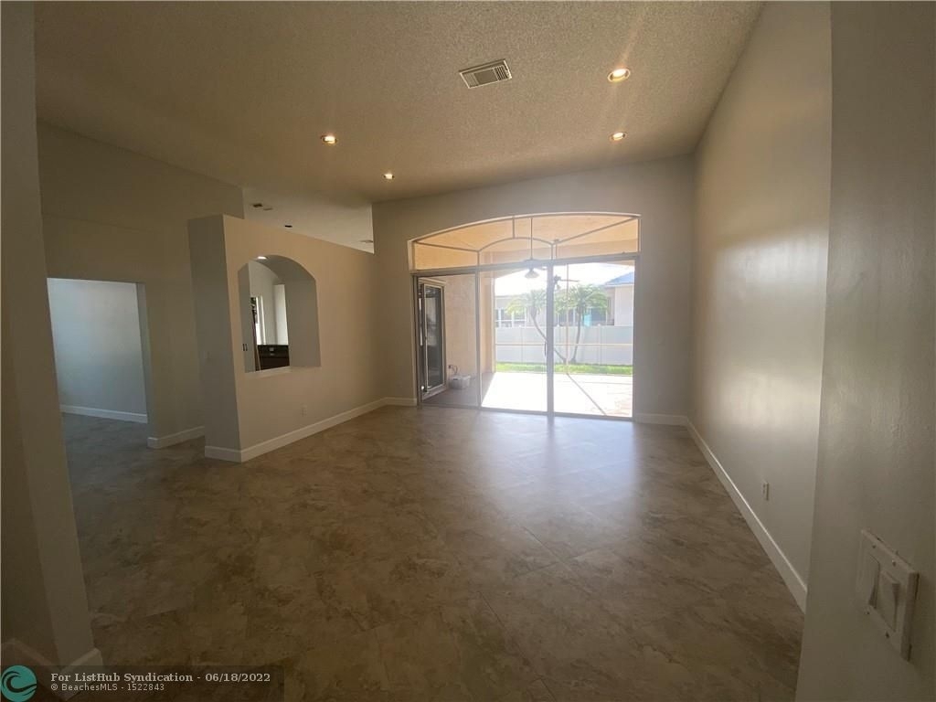 327 Sw 188th Ter - Photo 11