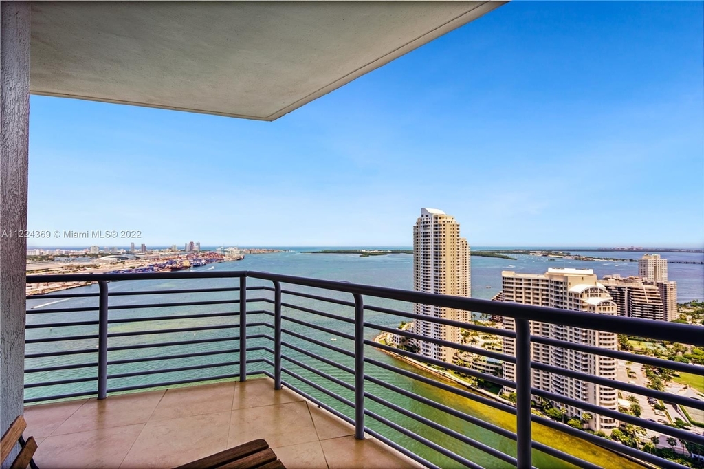 325 S Biscayne Blvd - Photo 24