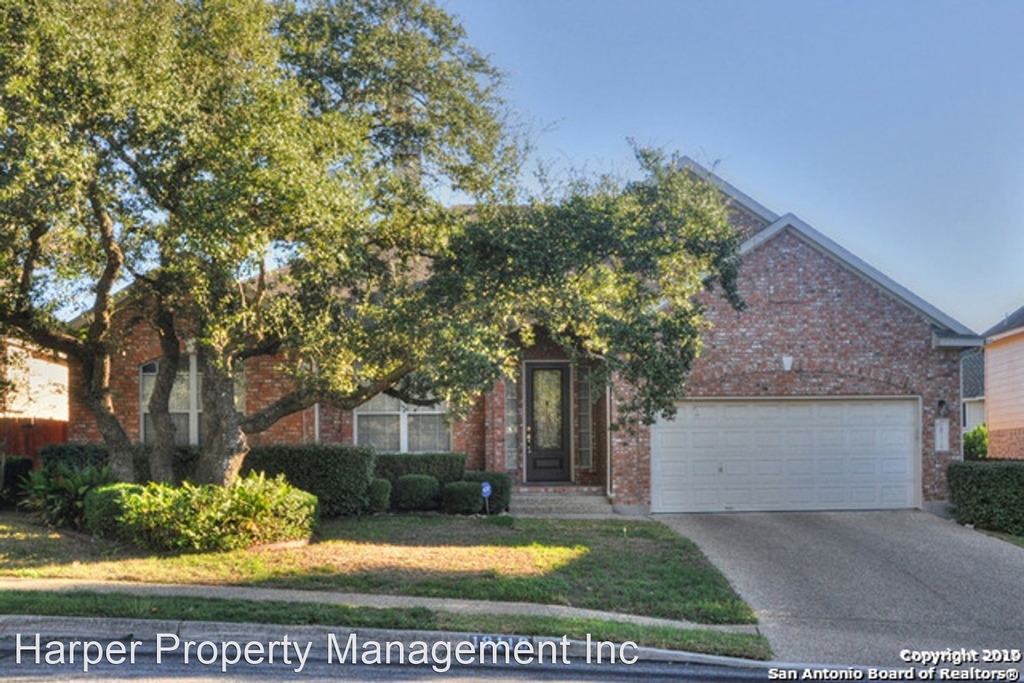 18110 Keystone Bluff - Photo 0