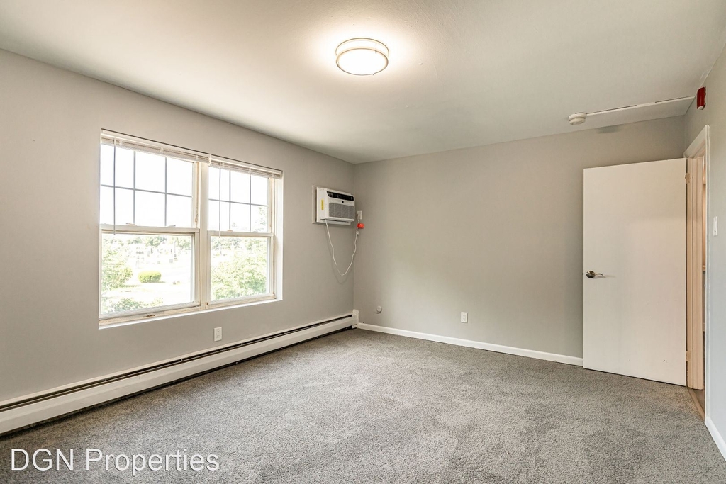 5770 Frankford Avenue - Photo 8