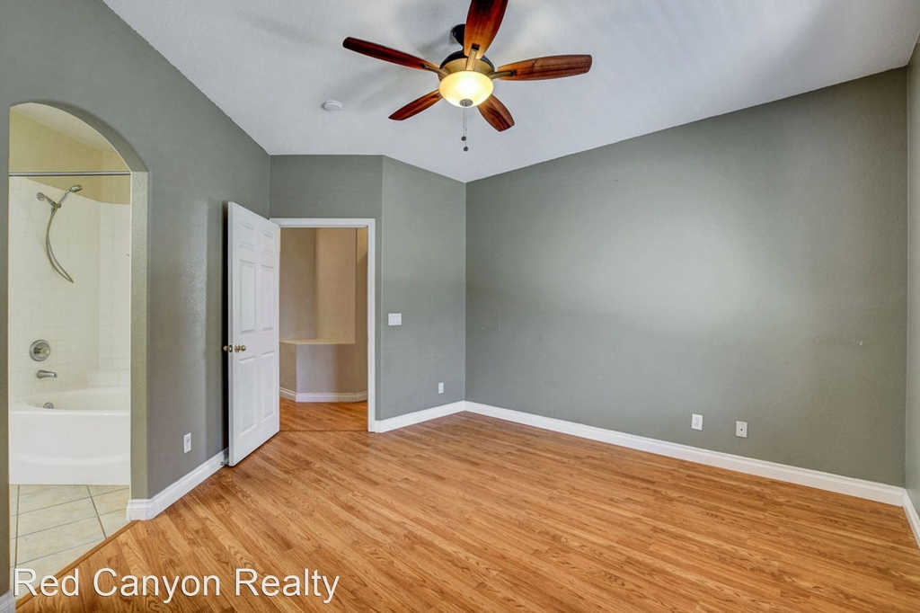 8737 Radiant Ruby Ave. - Photo 24