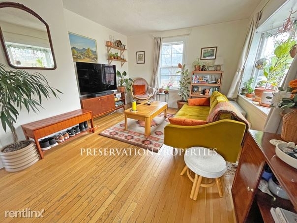 49 Jerome Ave - Photo 0