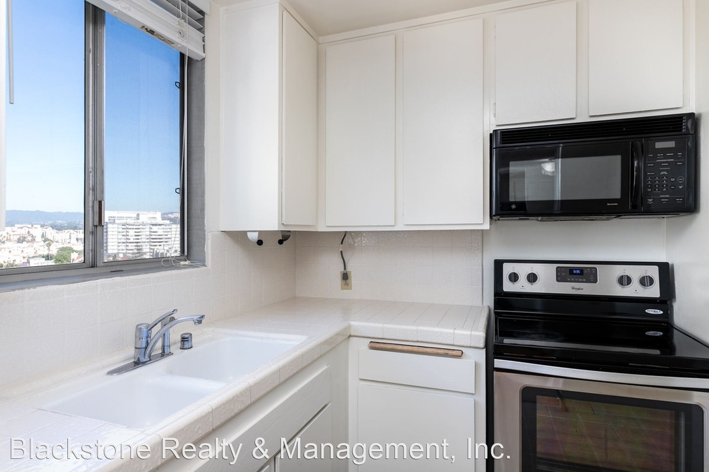 10747 Wilshire Blvd Unit 1105 - Photo 13