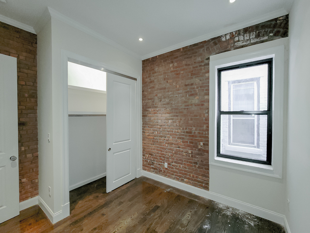 1377 Lexington Avenue - Photo 11