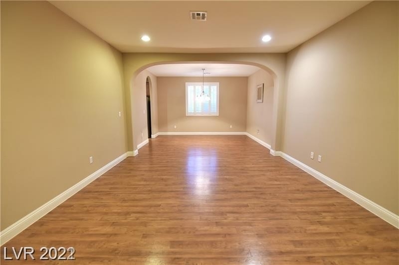 7129 Silver Ridge Peak Street - Photo 21