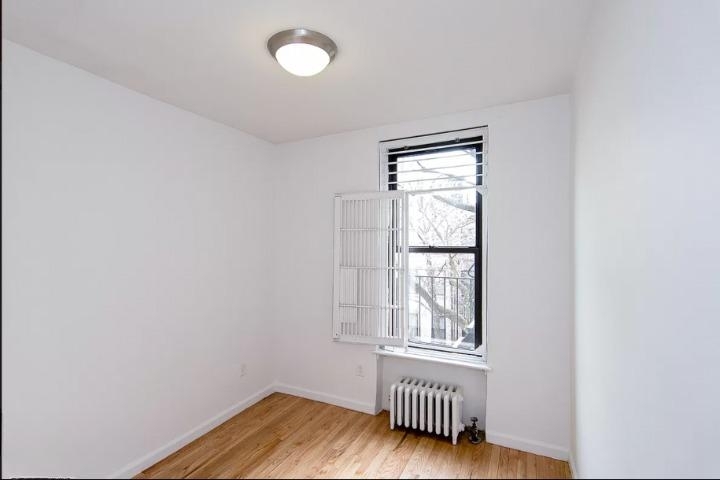 East 84th Street - Photo 5