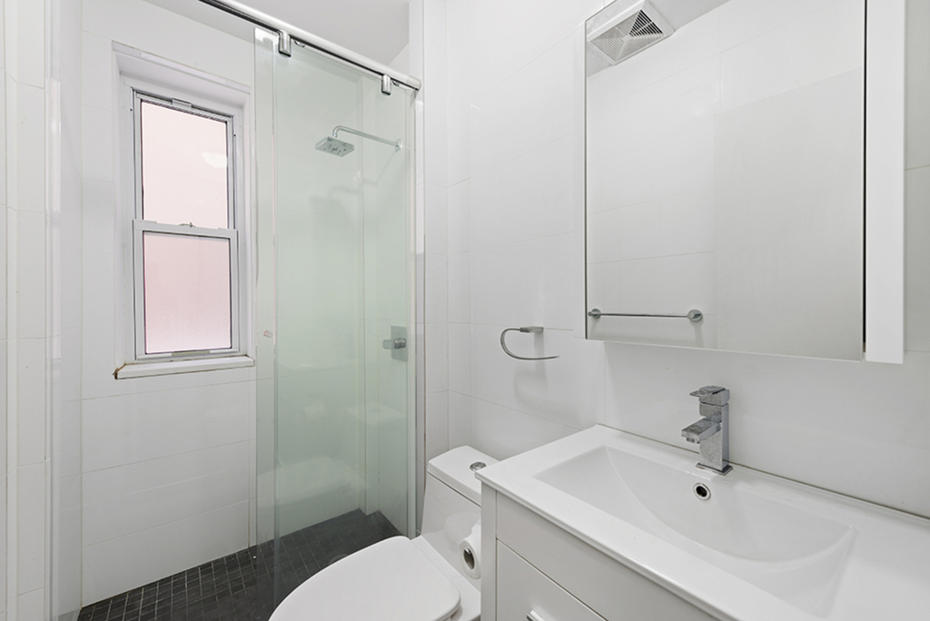 584 West 152nd Street - Photo 4