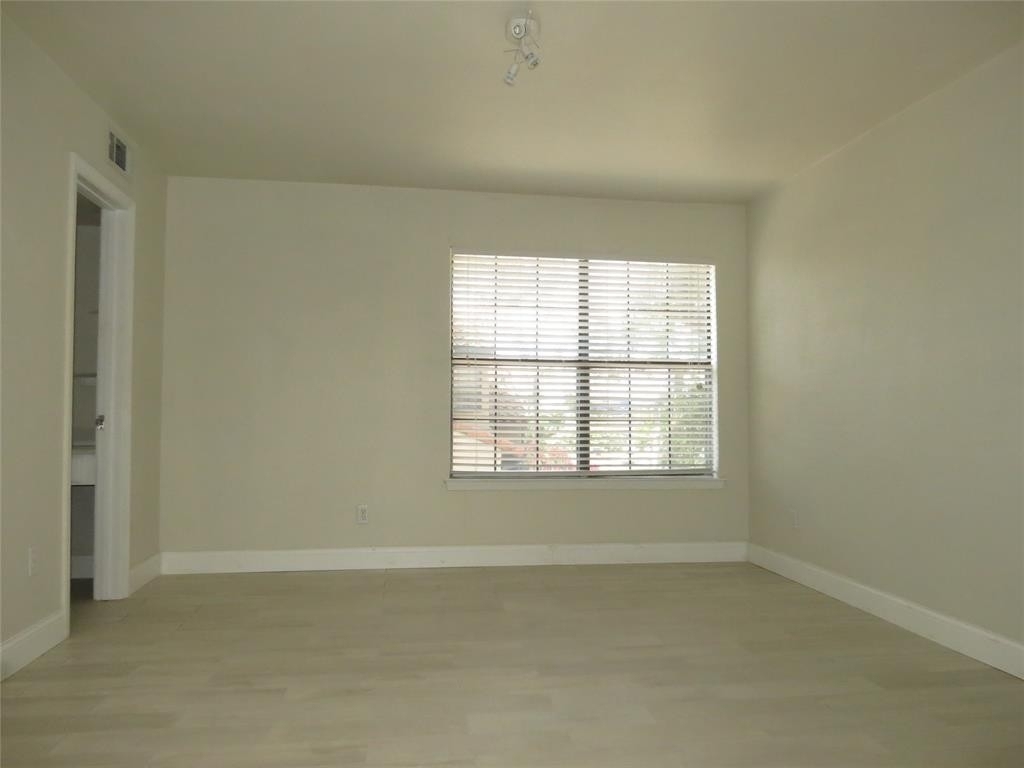 5757 E University Boulevard - Photo 12