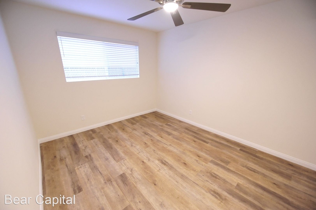 12240 Pacific Ave - Photo 11