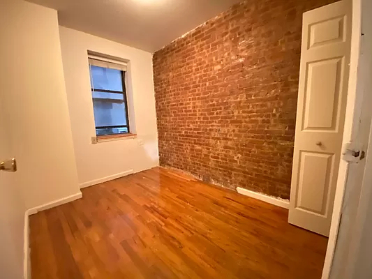 536 East 5th Street - Photo 10