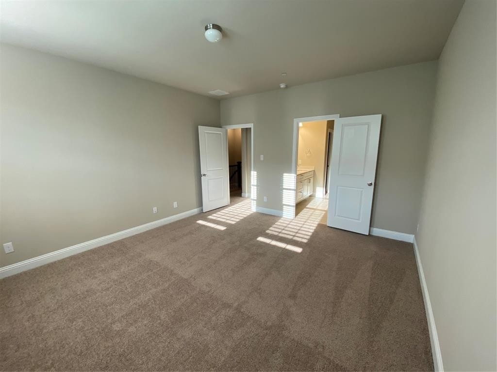 4236 Kearsage Drive - Photo 4