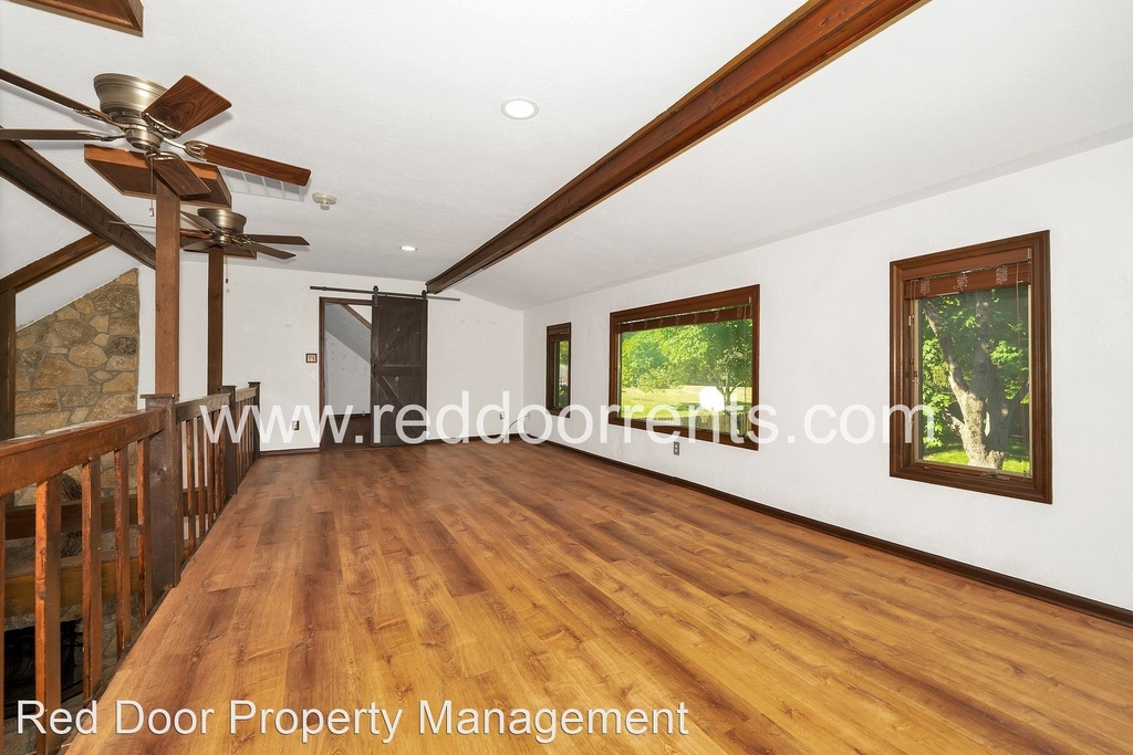 6808 Five Points Rd - Photo 25