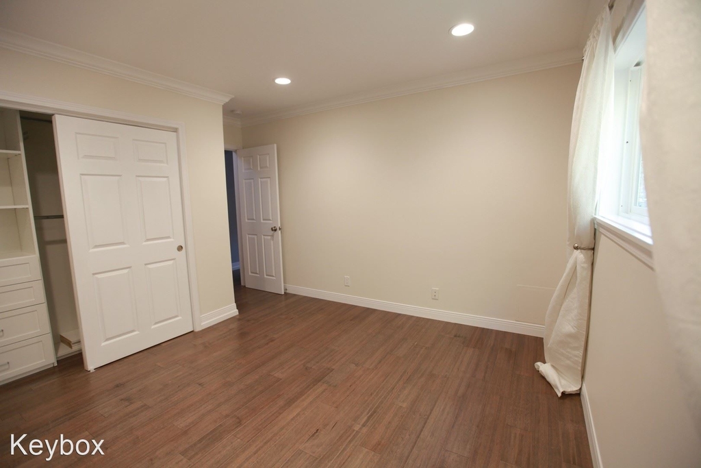 1143 6th Street #104 - Photo 19