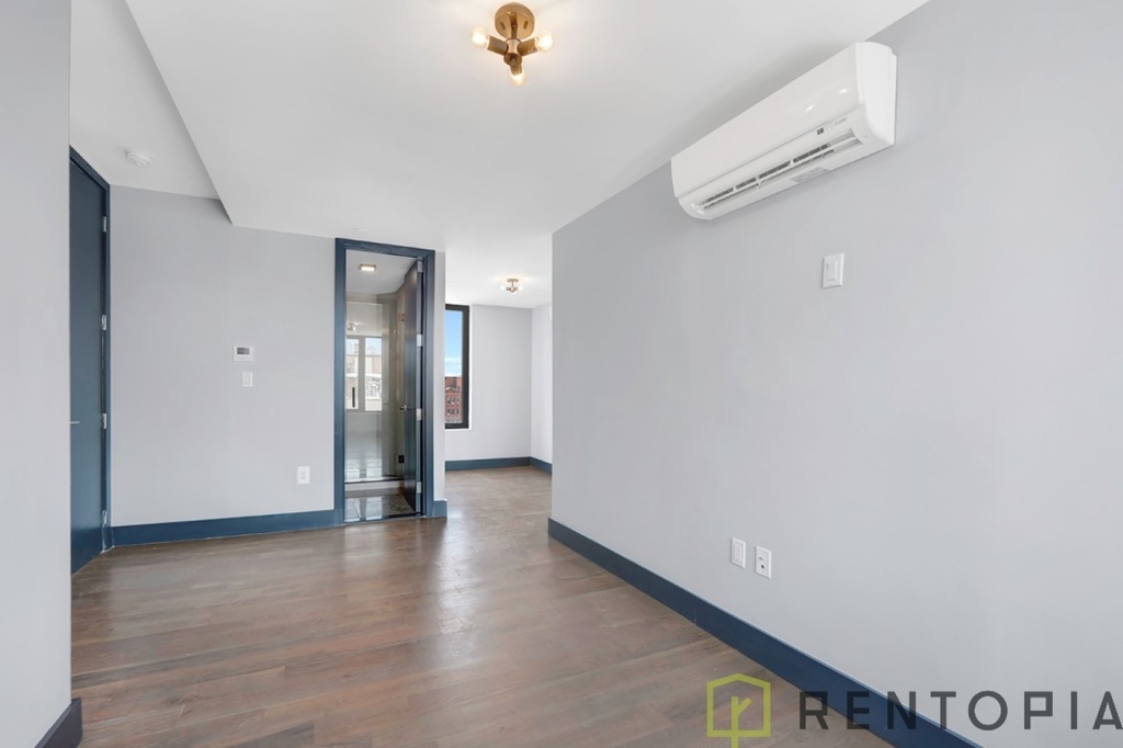 475 Grand Street - Photo 3