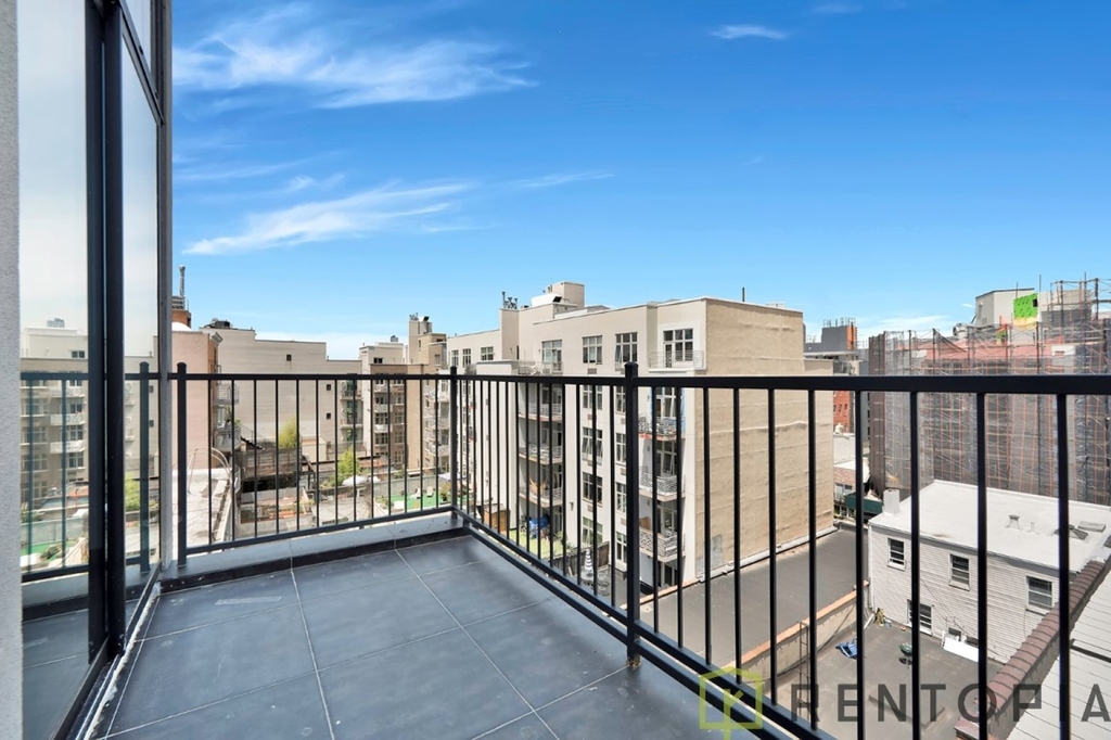 475 Grand Street - Photo 8