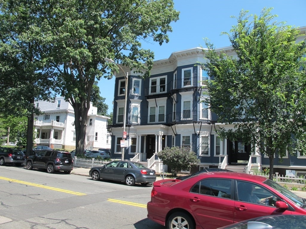 373 Broadway - Photo 0