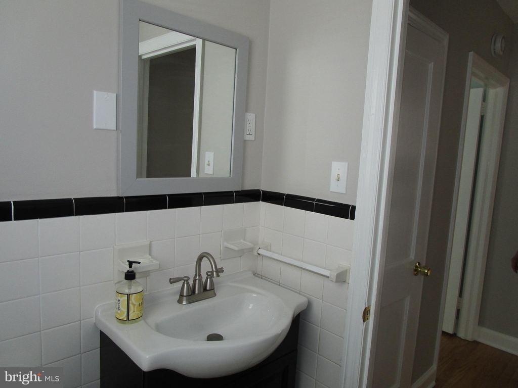 414 Becker Avenue - Photo 15