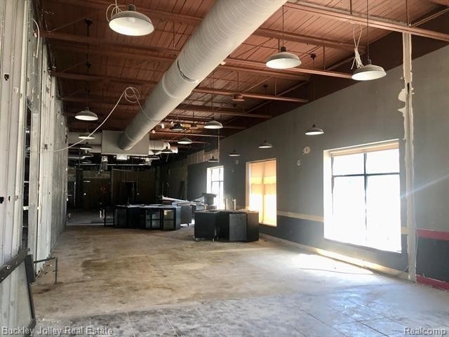 312 W Main Street - Photo 3