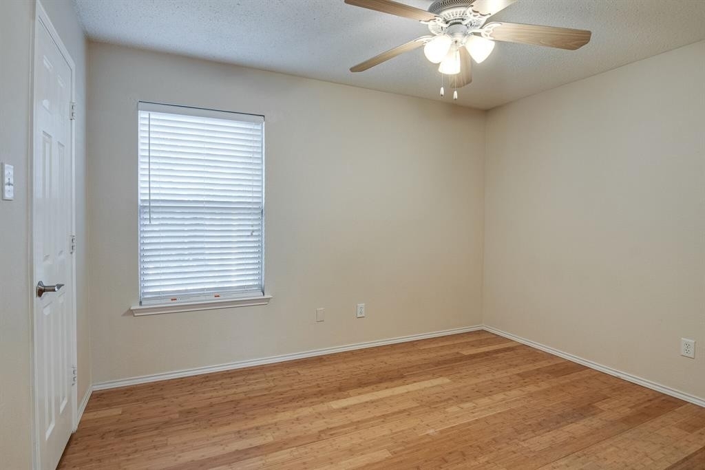 8112 Autumn Run Lane - Photo 22