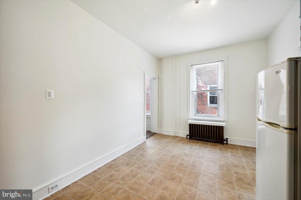 19 N Wells Avenue - Photo 3