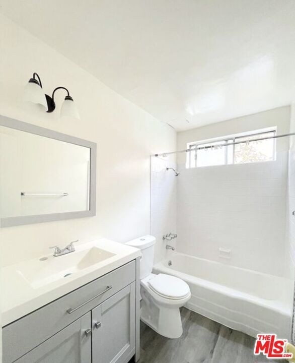 5811 Harold Way - Photo 6