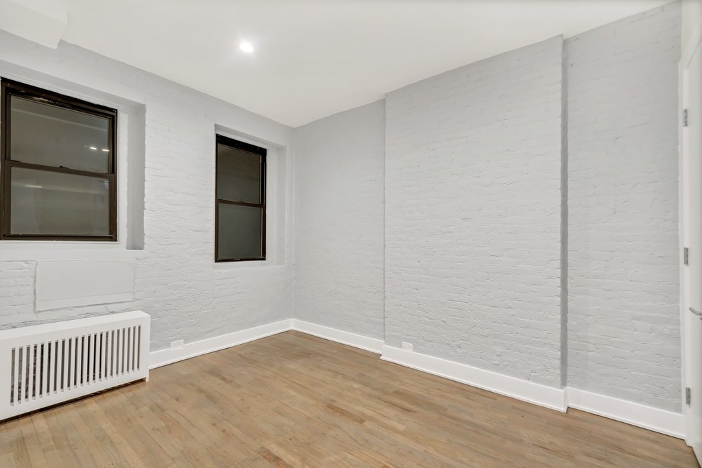 220 East 95th Street, Unit 1D - Photo 3