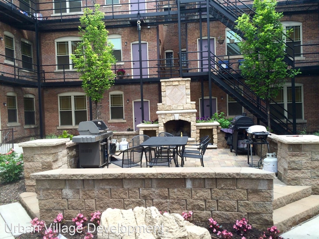 804 Park Avenue - Photo 2