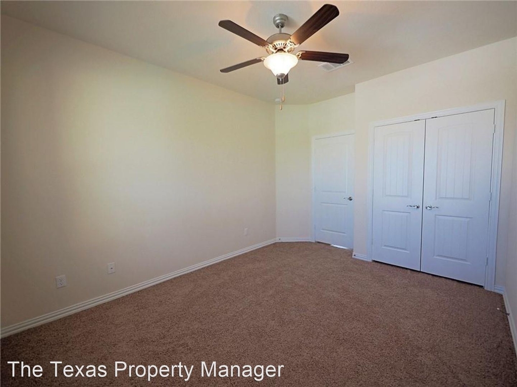 1308 Camino Court - Photo 10