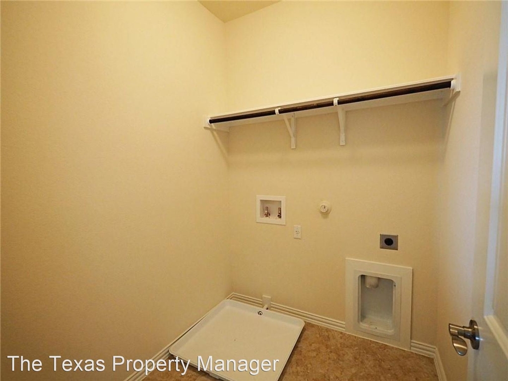 1308 Camino Court - Photo 20