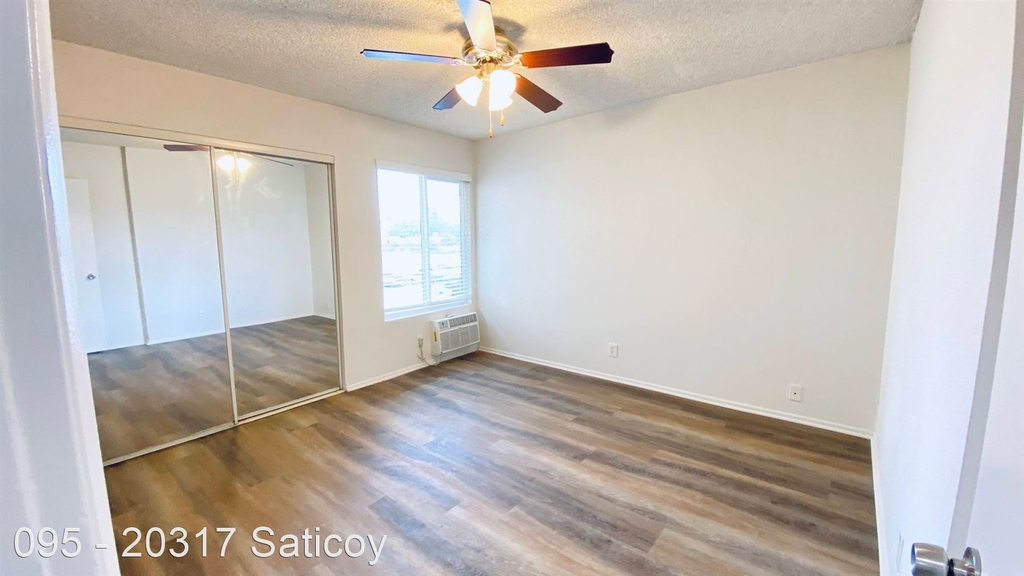 20317 Saticoy St. - Photo 8