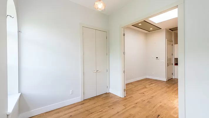 360 Central Avenue - Photo 8