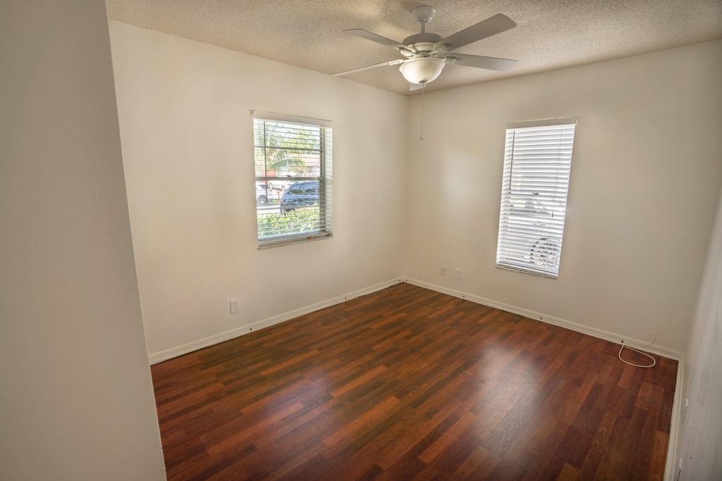 712 Sw 4th Avenue - Photo 9