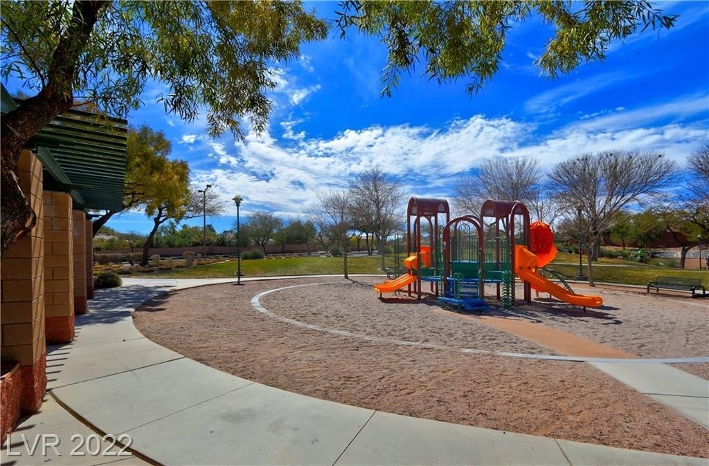 10512 Pergola Peak Avenue - Photo 18