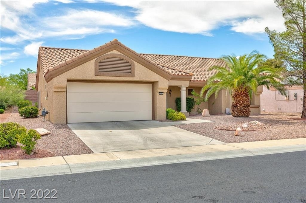 2441 Desert Glen Drive - Photo 2