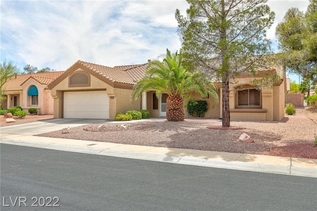 2441 Desert Glen Drive - Photo 1