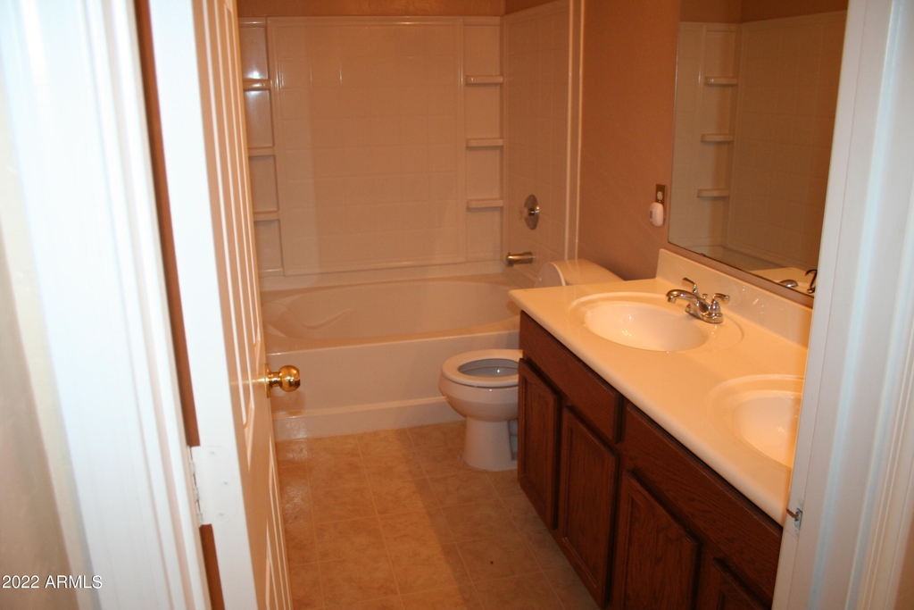 16847 W Marshall Lane - Photo 24