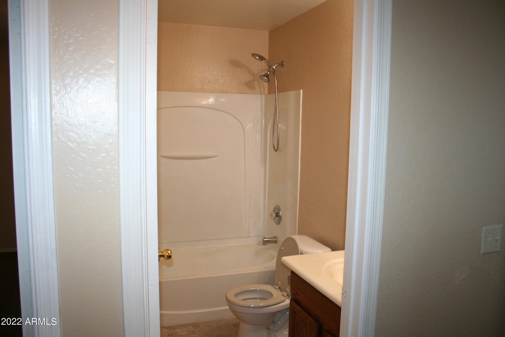 16847 W Marshall Lane - Photo 35