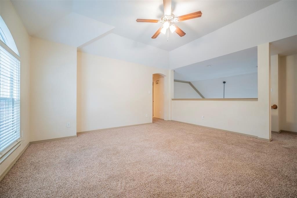 8413 Garnet Way - Photo 10