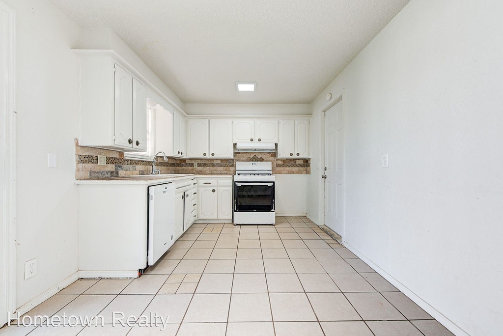 3012 Dentwood Terrace - Photo 8