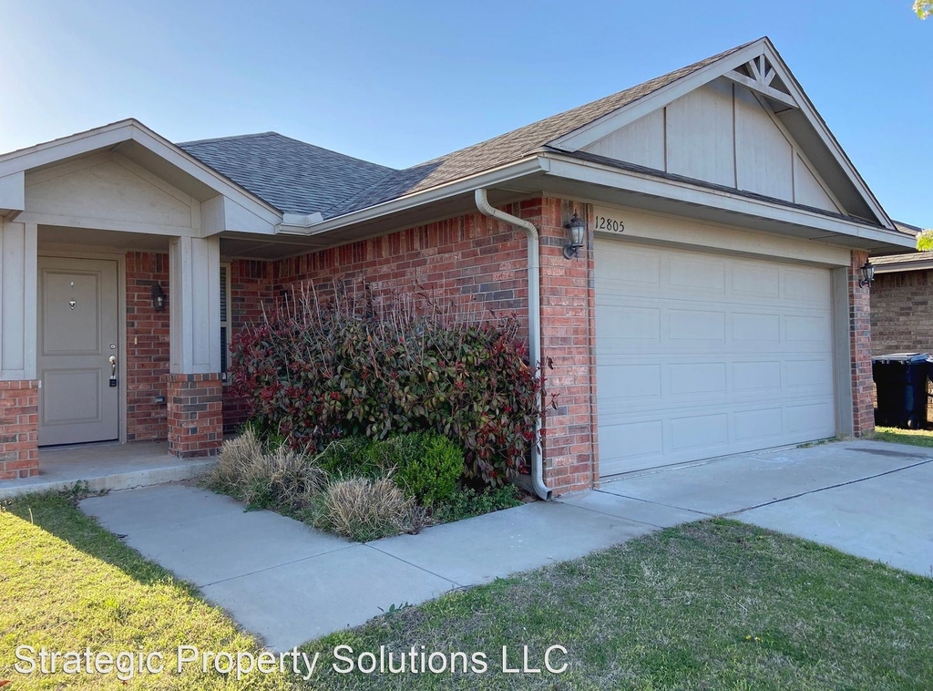 12805 Heritage Oaks Drive - Photo 1