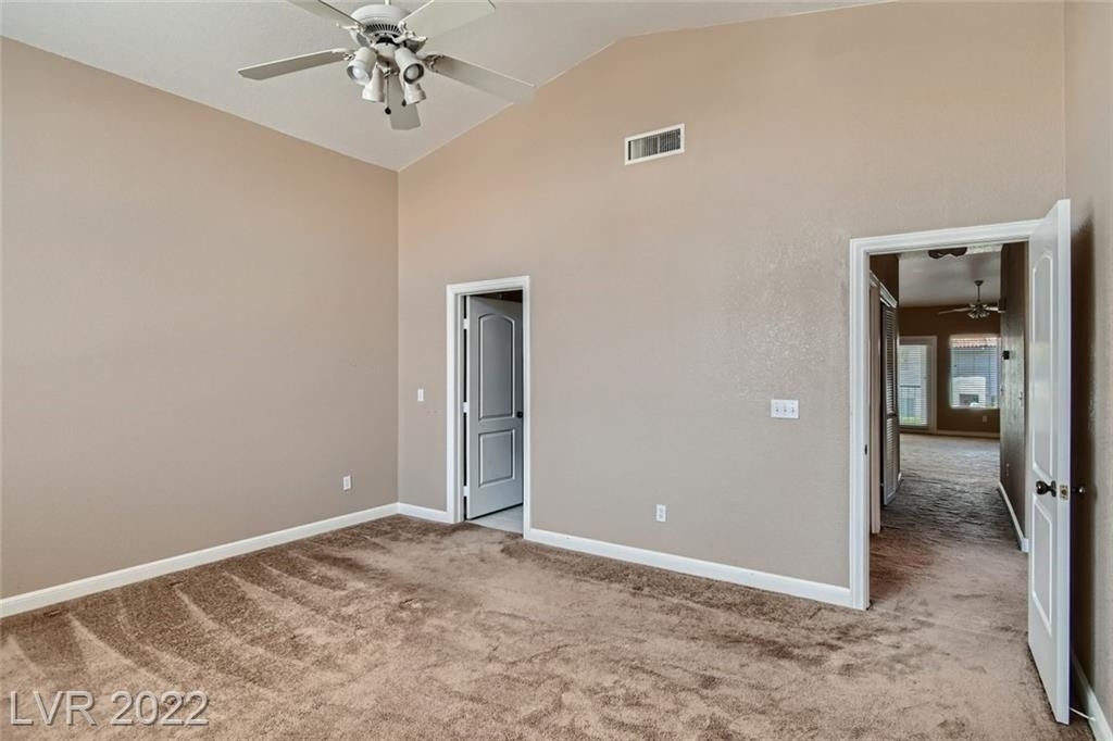 7640 Rolling View Drive - Photo 3