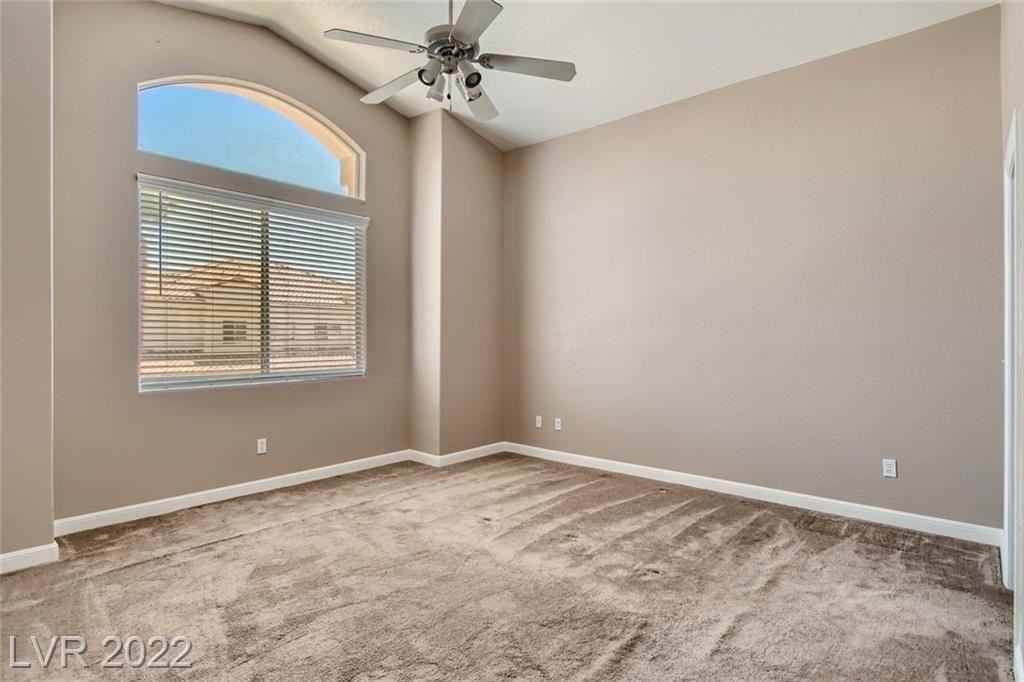 7640 Rolling View Drive - Photo 2