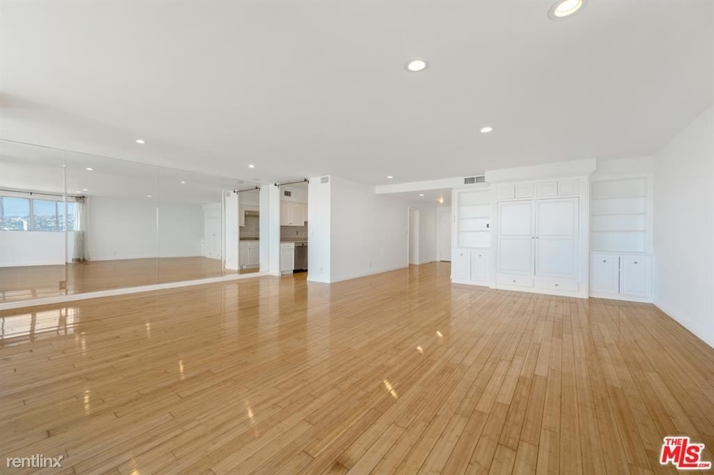 875 Comstock Ave Apt 16b - Photo 3